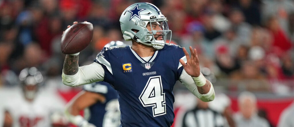 best cowboys qb playoff performances